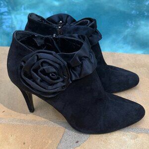 White House Black Market Gina Suede Stiletto Booties with Ankle Rosette Sz 7.5
